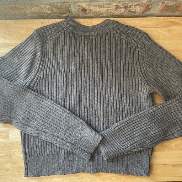 Aritzia Wilfred Free Boland sweater - Picture 3 of 3